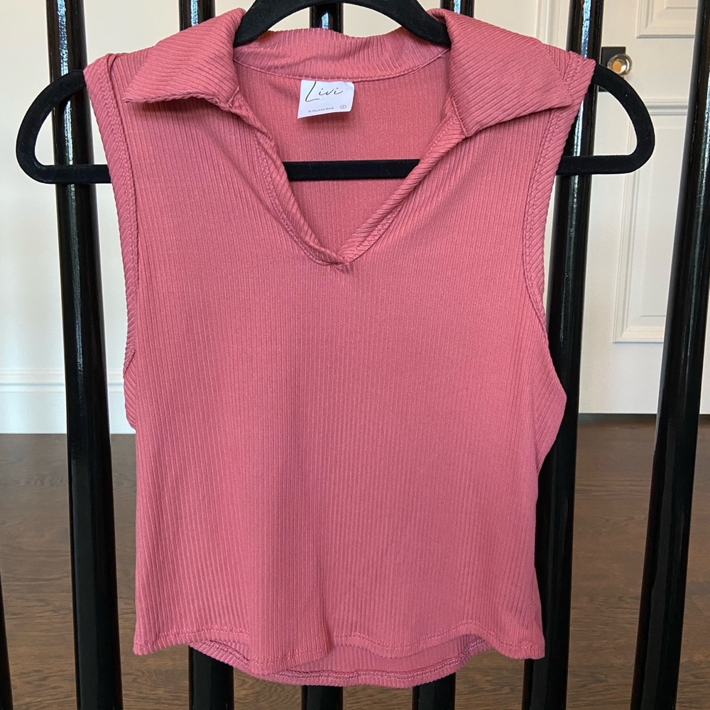 Cropped Tank with Collar